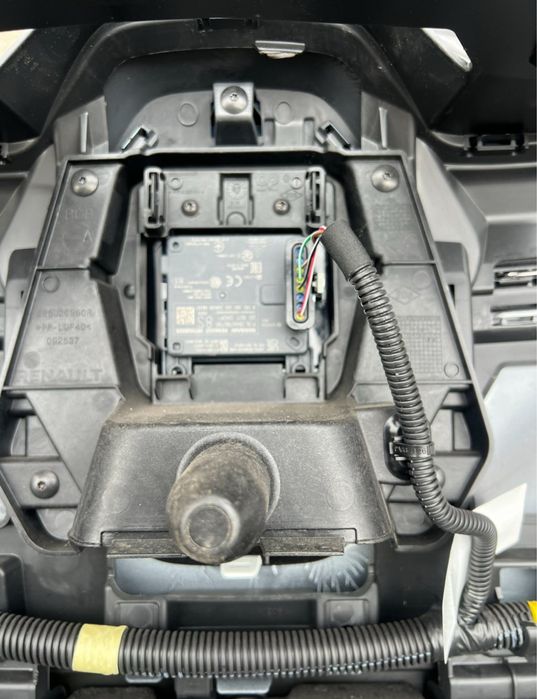 renault megan e-tech бампер (Рено меган)