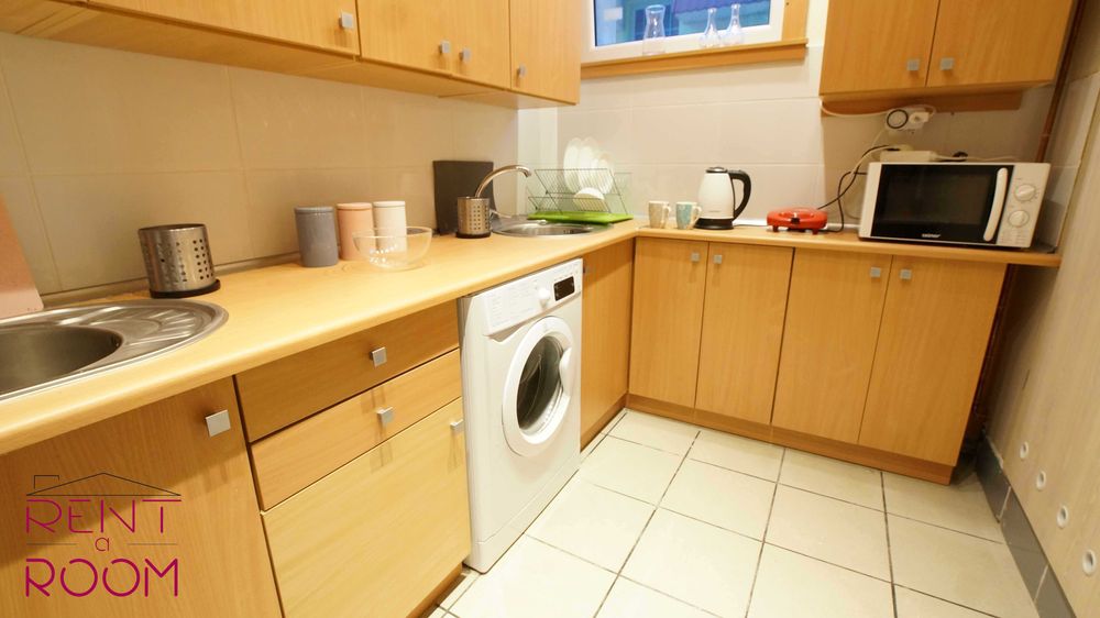 RENTAROOM.PL ENG RUS Pokój parking Bałuty ul.Zgierska