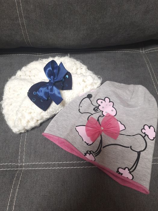 Теплые шапки на девочку