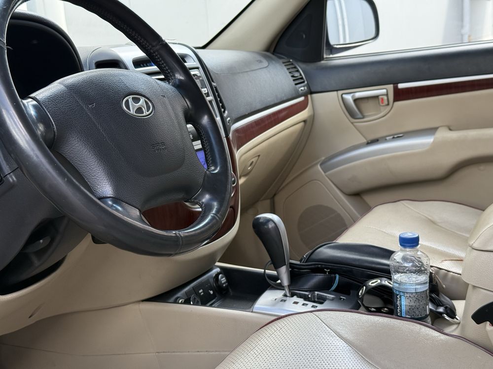 Hyundai Santa FE 2.2 Дизель - Автомат Красивая кожа