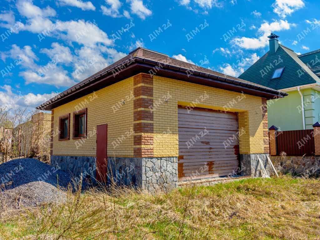 Будинок у райському місті біля річки!