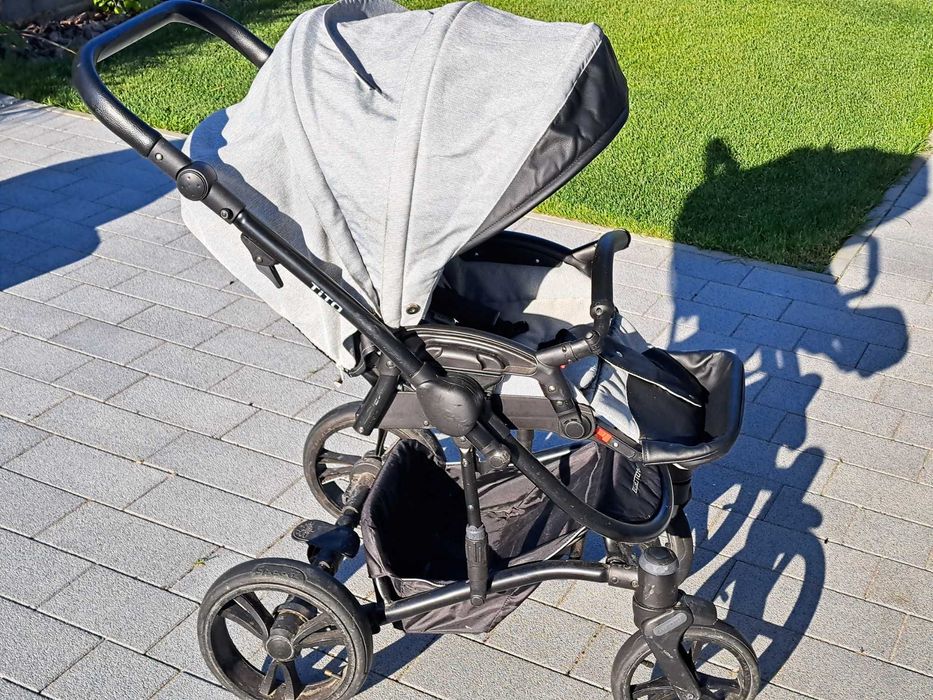 Wózek Bebetto Tito 2w1 – gondola + spacerówka