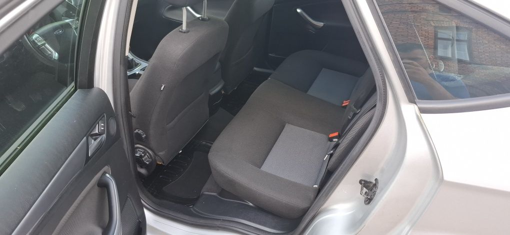 Ford Mondeo mk4 lift 2.0 TDCI 140KM zadbany 2011 rok