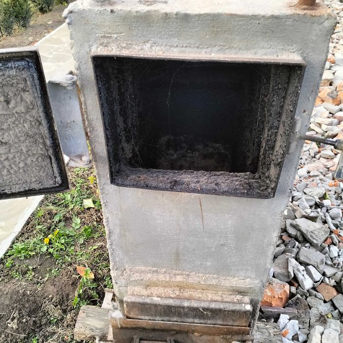 Котел на дровах .