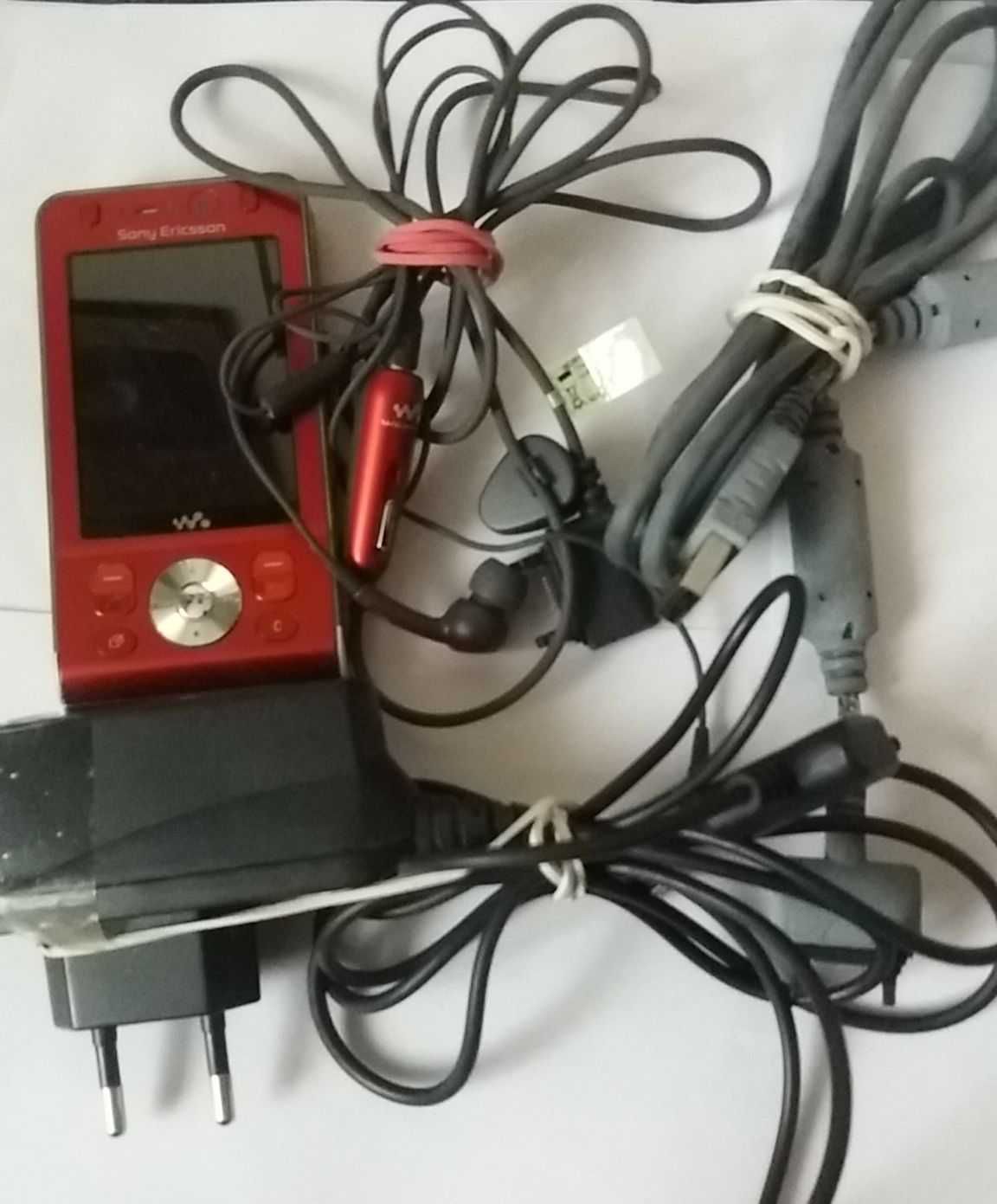 Sony Ericsson W910