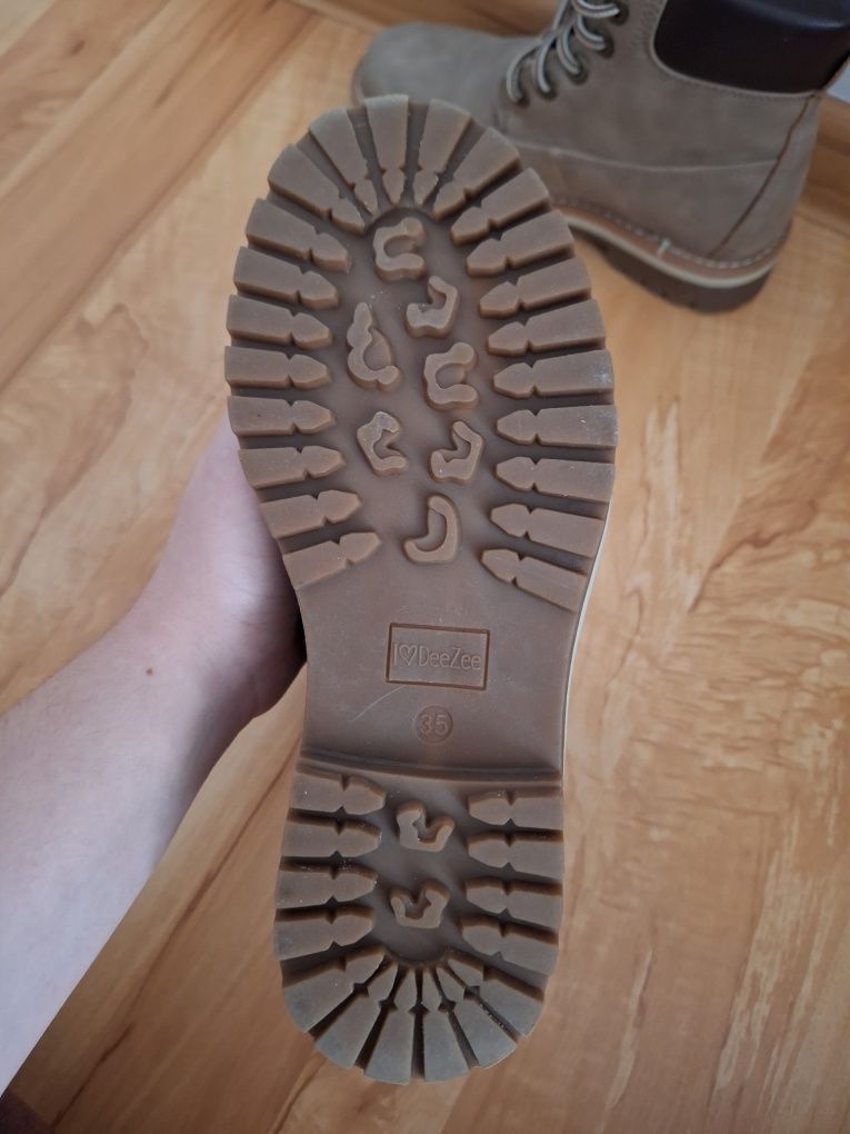 Buty zimowe rozmiar 35 stan idealny jak nowe