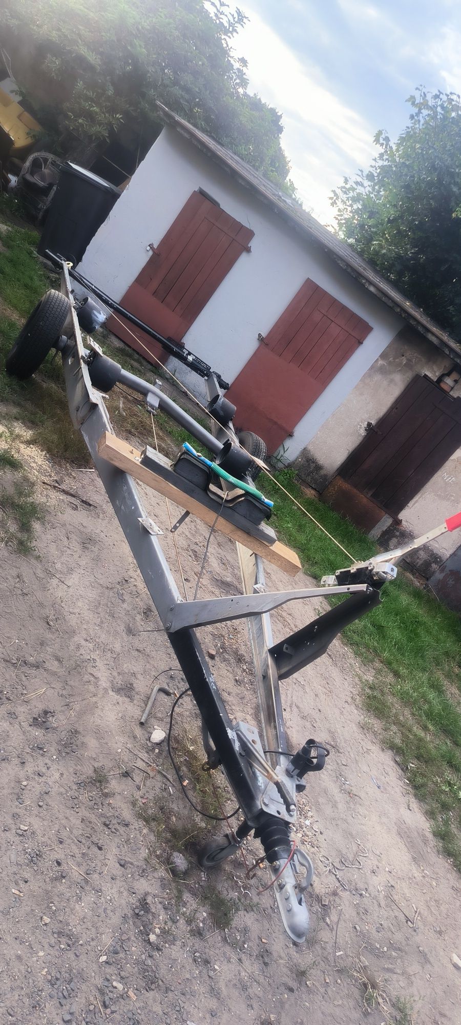 Przyczepa podłodziowej