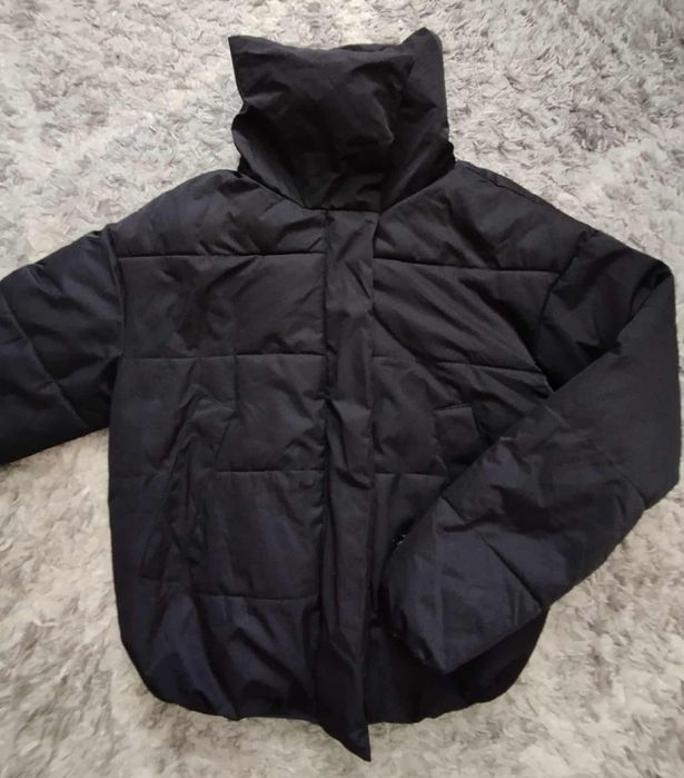 Kurtka Cropp z wysokim kołnierzem