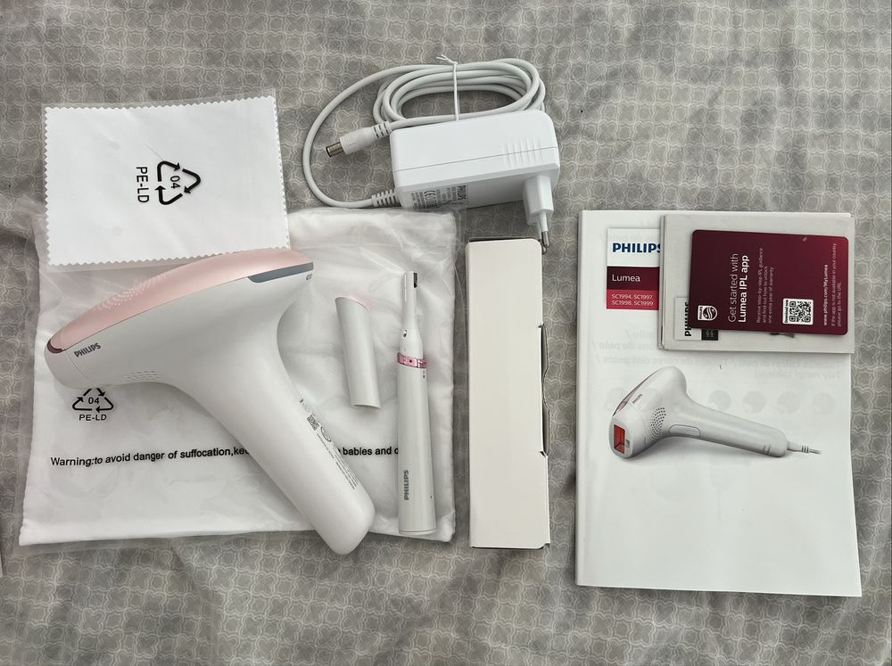 Depiladora Luz Pulsada PHILIPS Lumea Advanced BRI920/00 + aparador