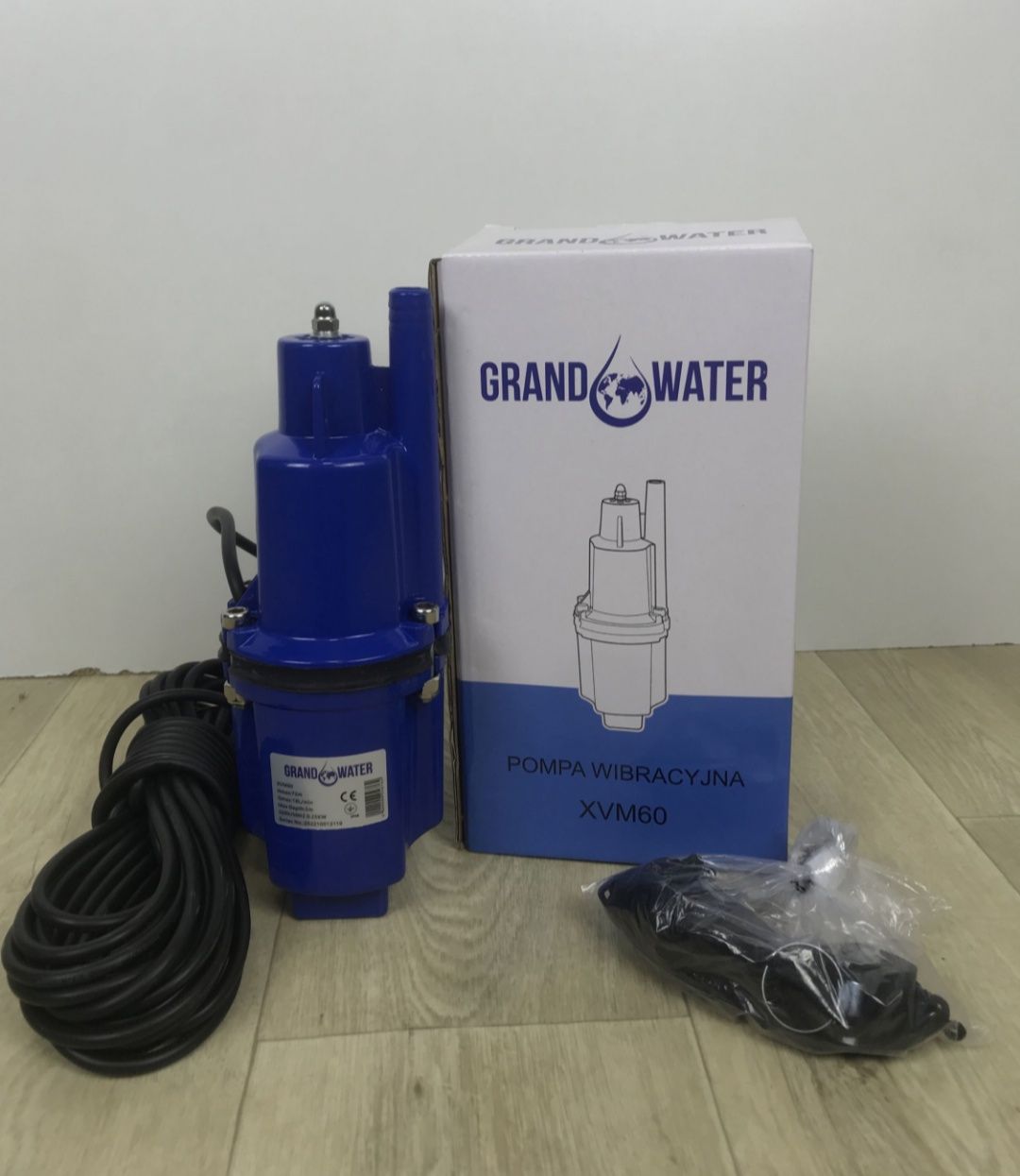 Насос вібраційний GRANDWATER XVM60 одноклапанний для колодязів, поливу