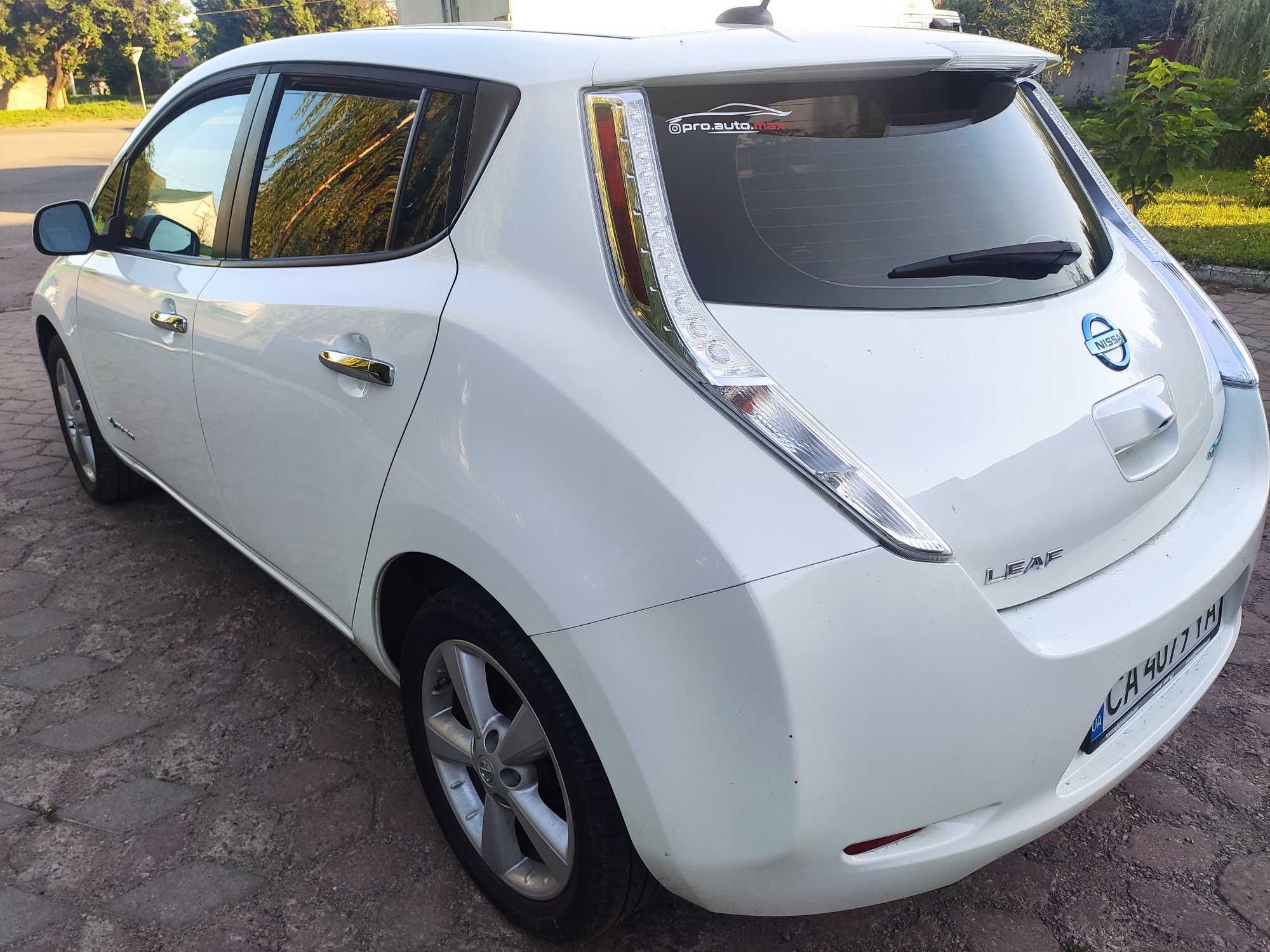 Nissan Leaf, Європа, 2014, 24 кВт, 83soh, 130-140 км., 80 т.км. пробіг