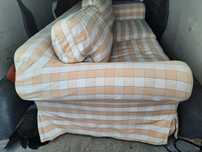 Sofa z funkcją rozkładana Ektorp Ikea.