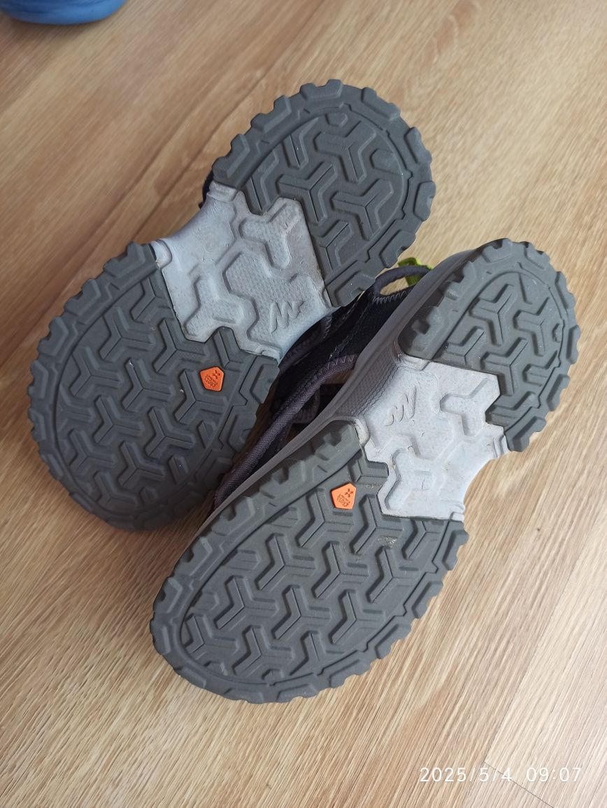 Sandały Quechua rozmiar 30-31
