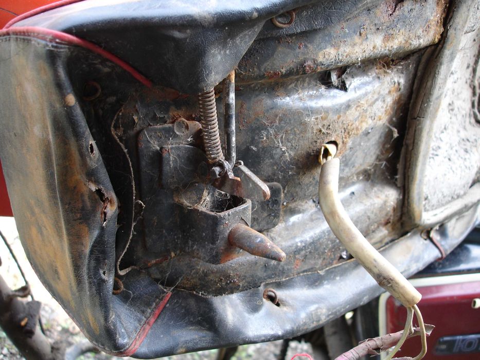 сидение в сборе на ИЖ юпитер, планета