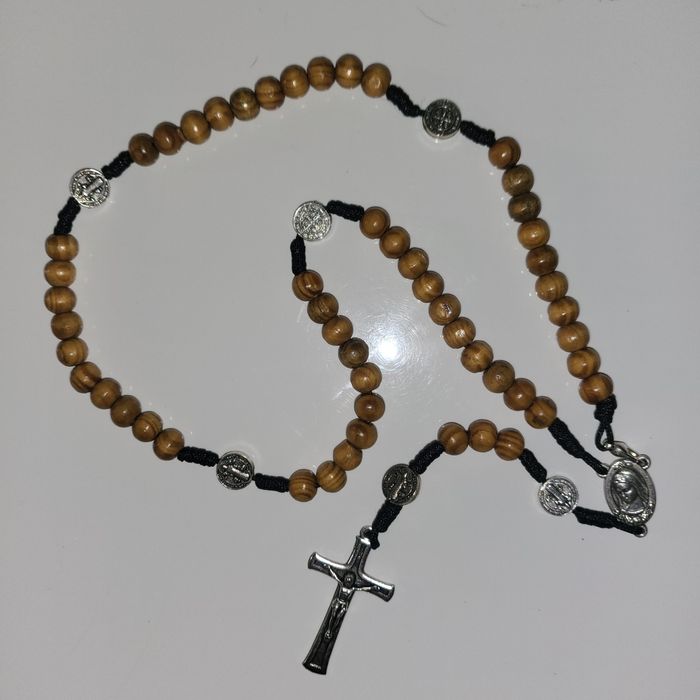 Różaniec z drzewa oliwnego Medugorje, 40cm
