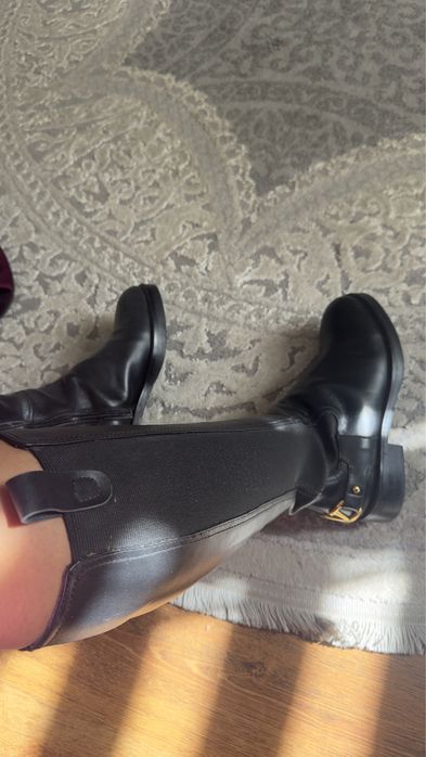 Сапожки Valentino