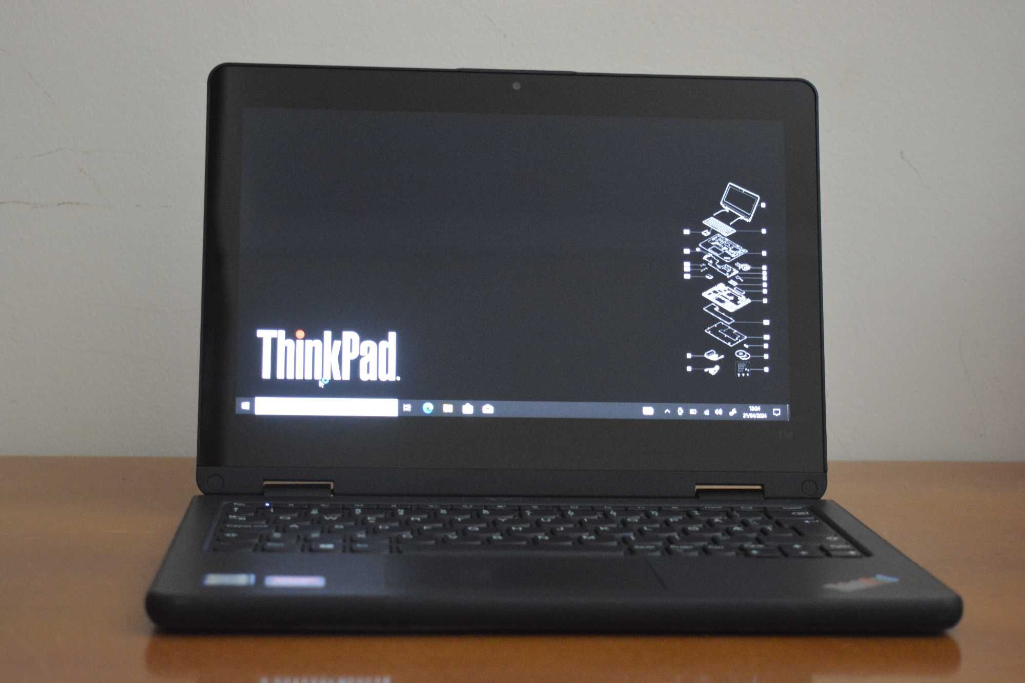 Portátil Lenovo Thinkpad Yoga 11e - M3-8100Y | 4GB | 120GB