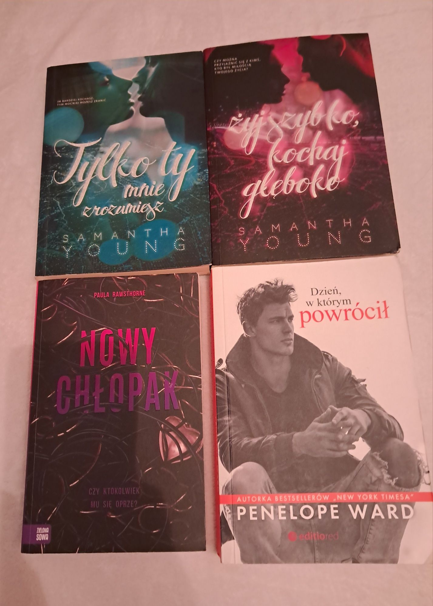 Książki młodzieżowe, 13 sztuk