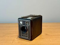 Aparat kolekcjonerski Kodak Six-20 "Brownie" D