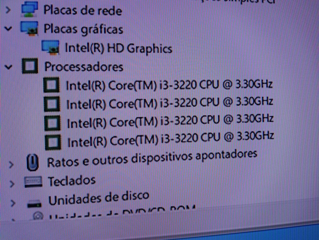 Torre Fujitsu i3