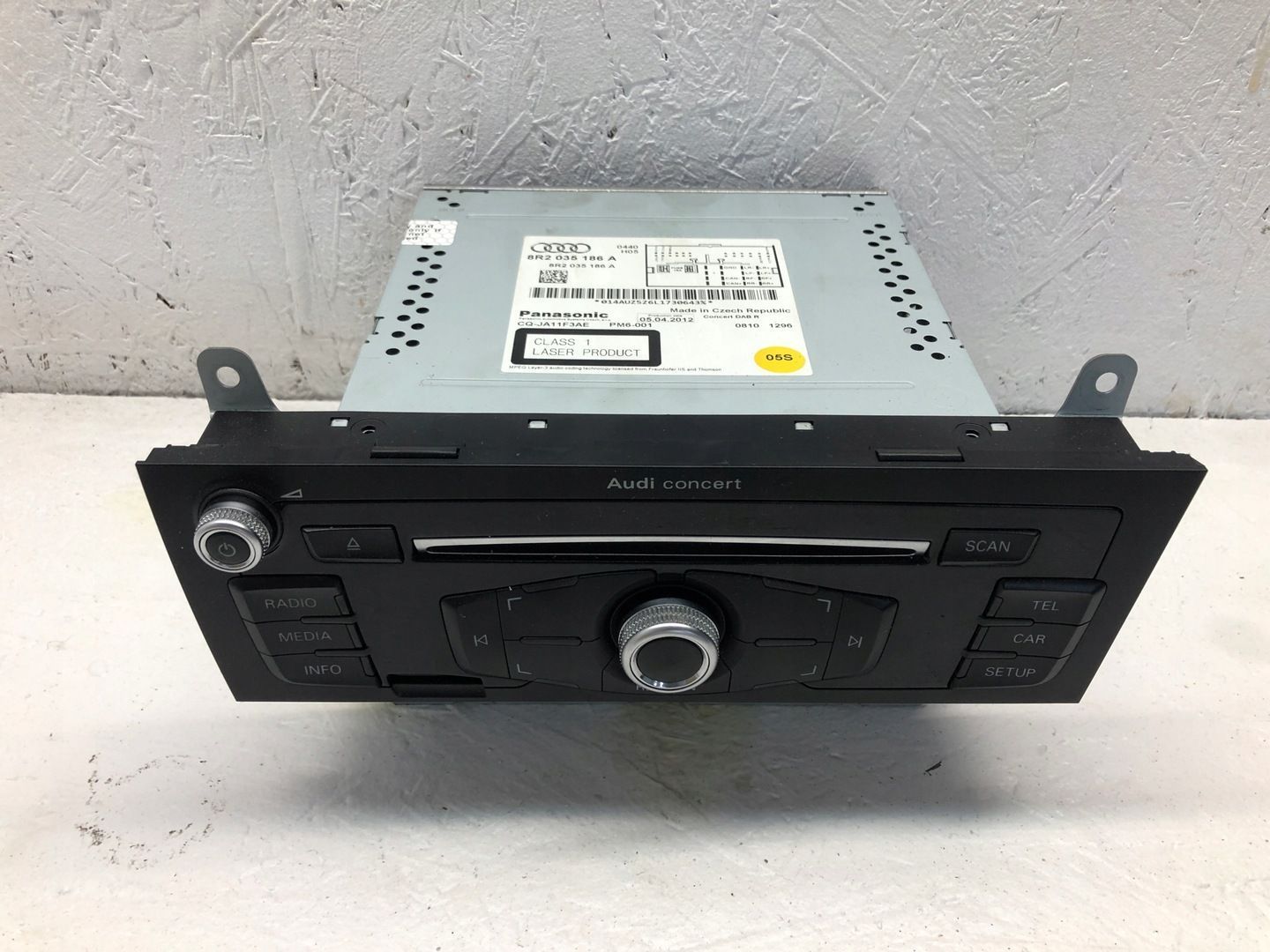 S5 A5 A4 B8 Q5 LIFT RADIO AUDI CONCERT 8R2035186A