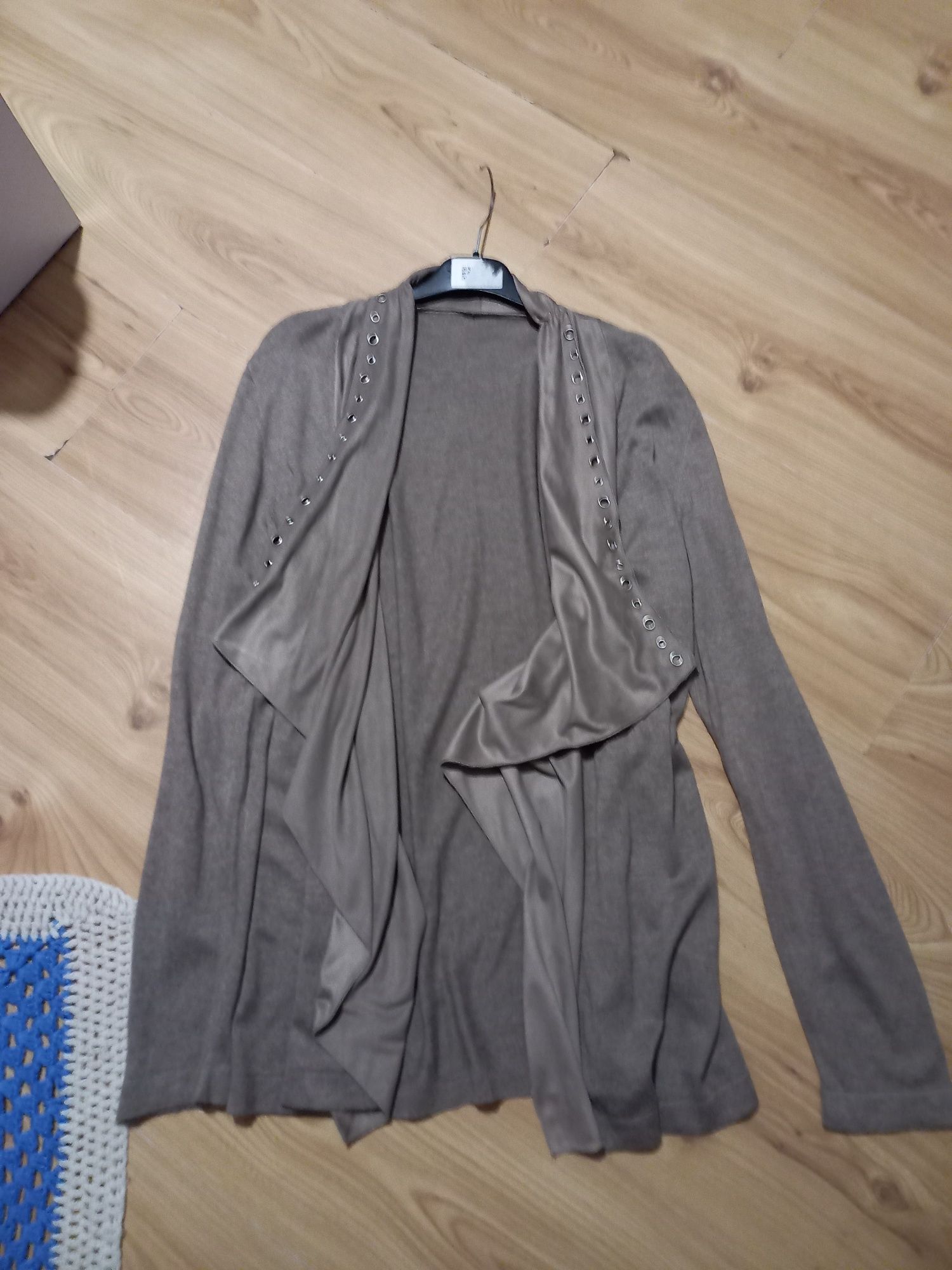 Sprzedam bolero damskie.