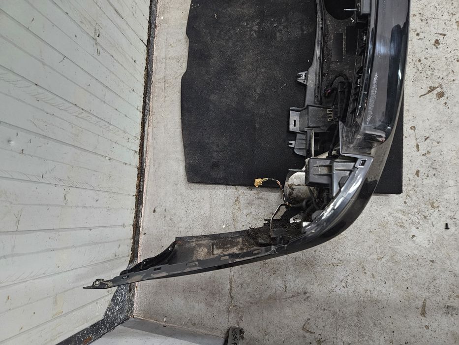 Zderzak tyl Audi A4 B9 Avant lift PDC S-line