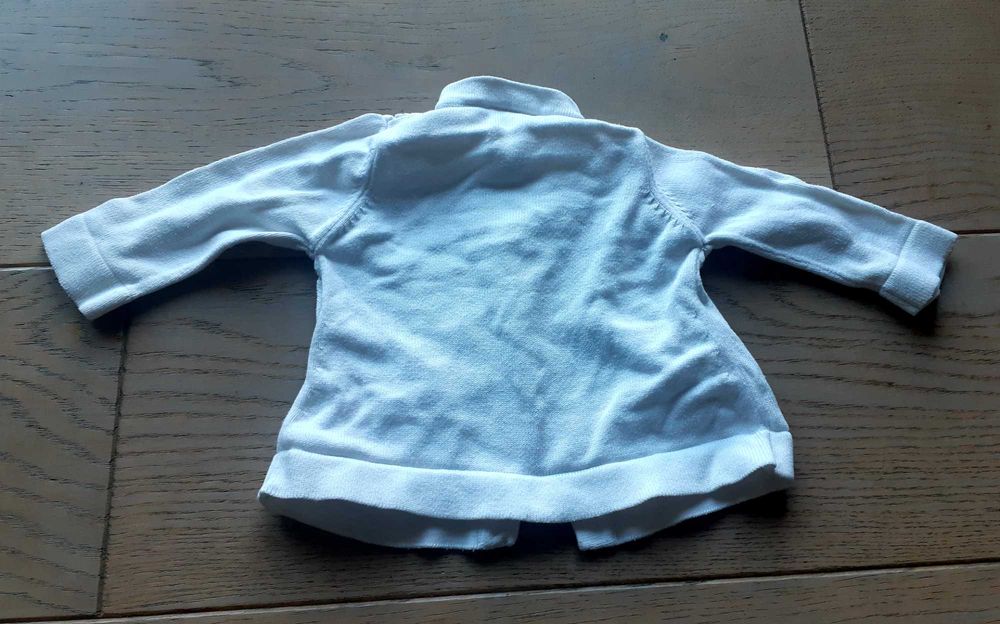 biały sweterek dla dziewczynki 0-3 miesiące 50 56 60