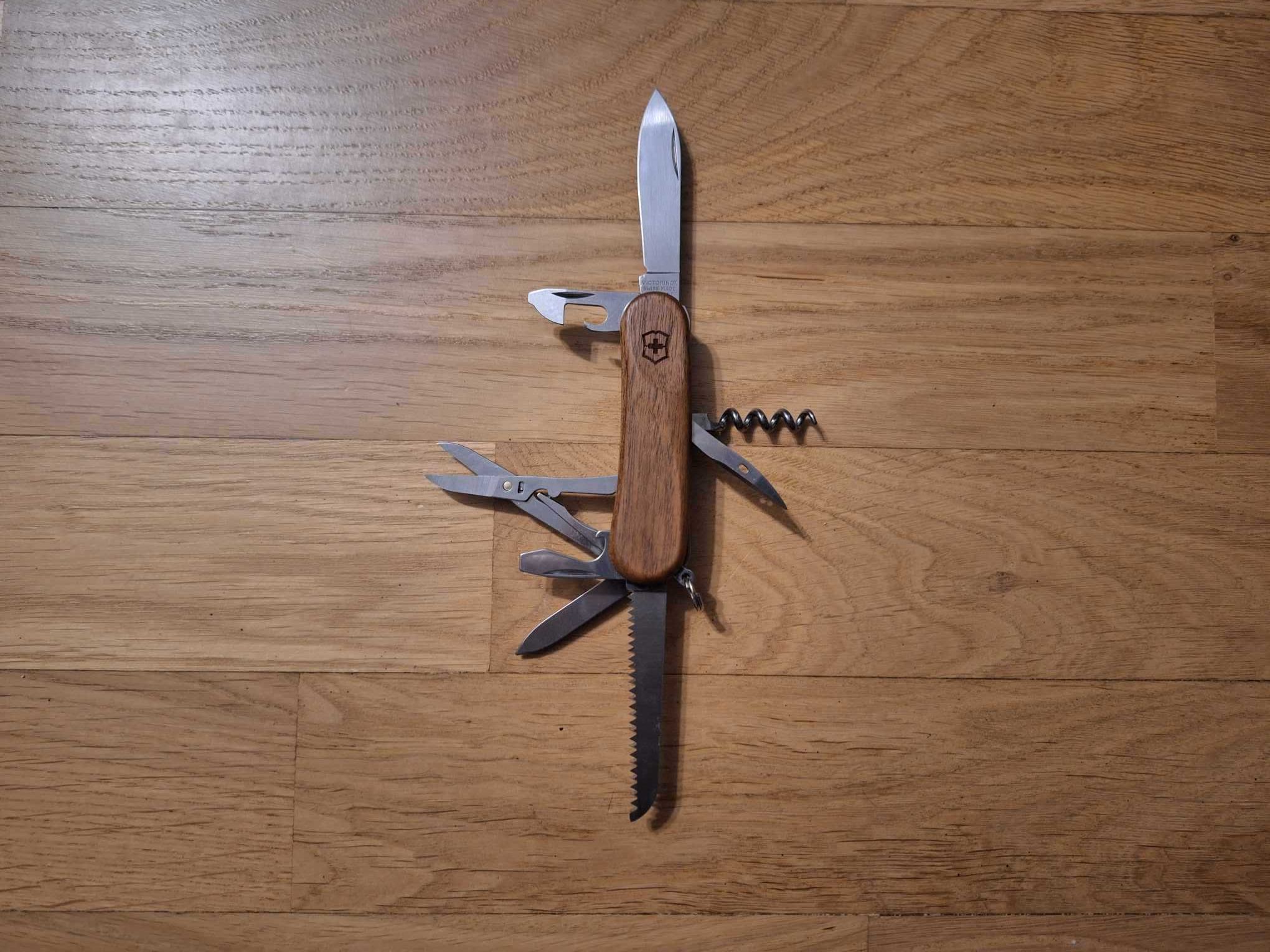 Scyzoryk Victorinox EvoWood 17