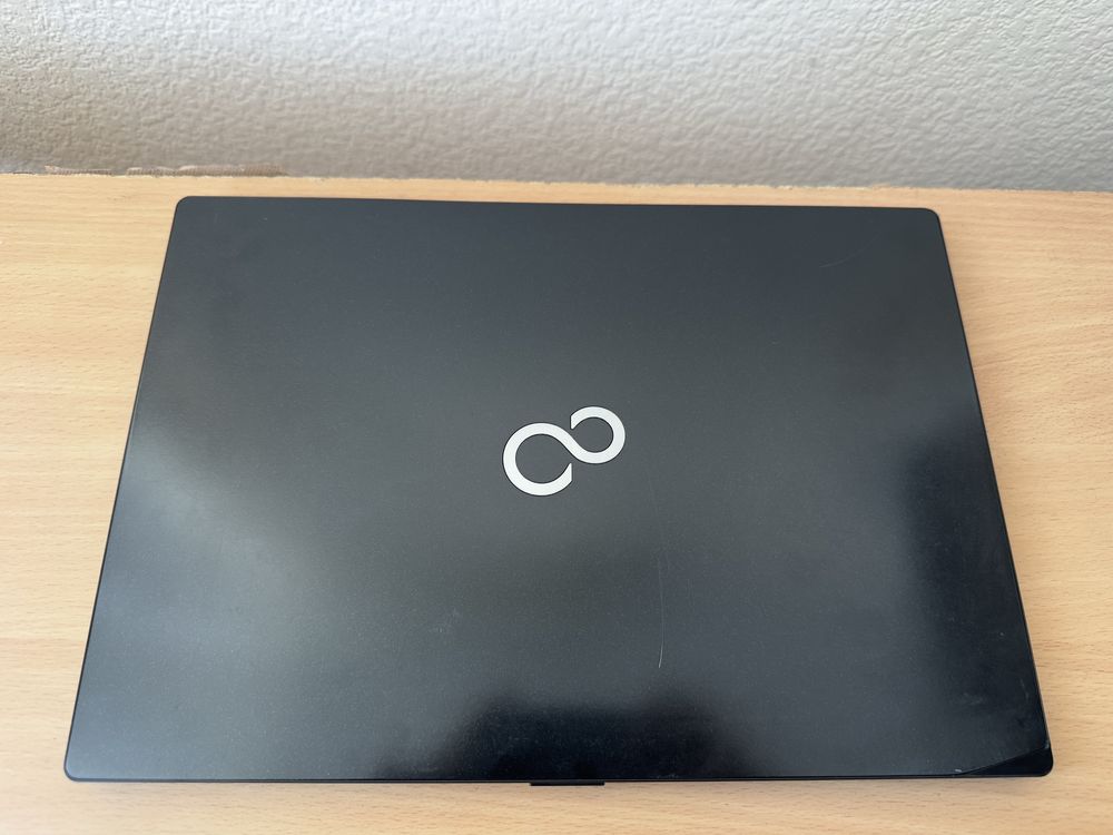 Ноутбук Fujitsu U904 14" QHD+IPS ТАЧ i7-4600U/10Gb/SSD256/HD4400