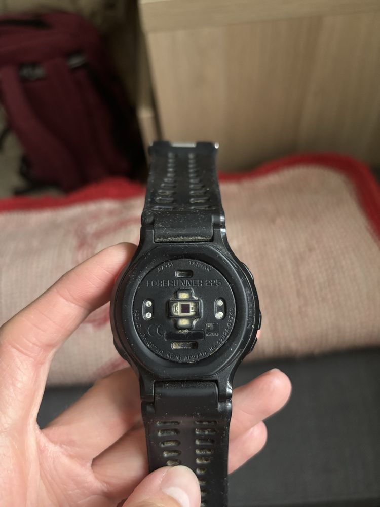 Garmin Forerunner 225 – zegarek GPS z pulsometrem