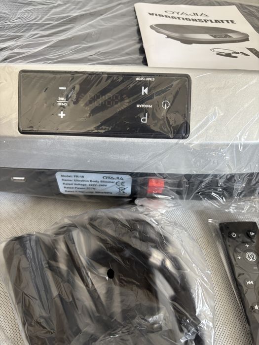 Platforma wibracyjna Oyajia – Vibrationsplatte z pilotem 2