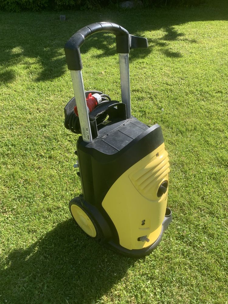 Przemyslowa myjka cisnieniowa Karcher