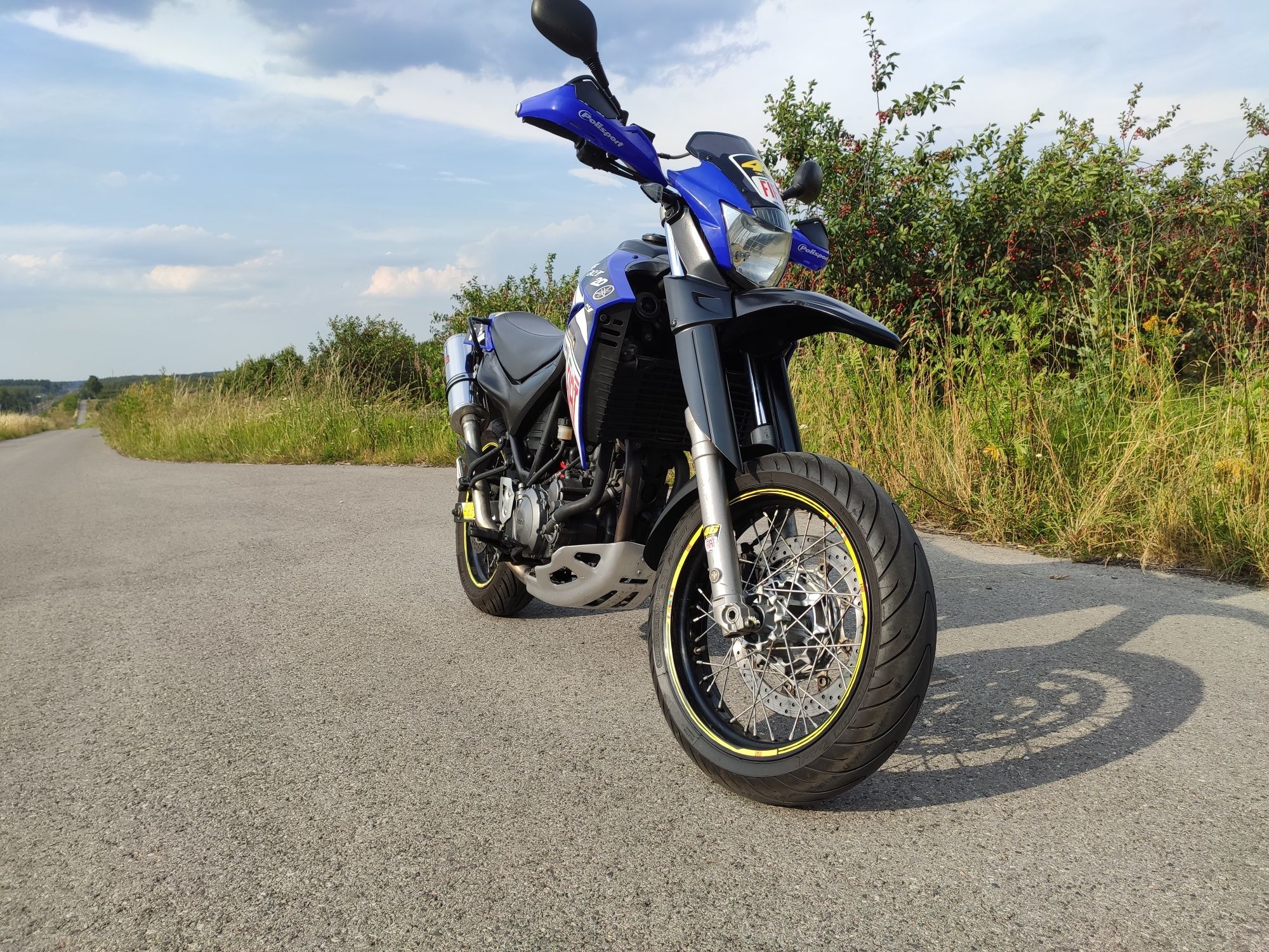 Yamaha xt 660x supermoto