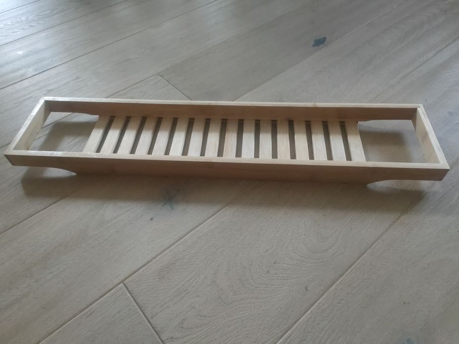 Drewniana deska na wannę