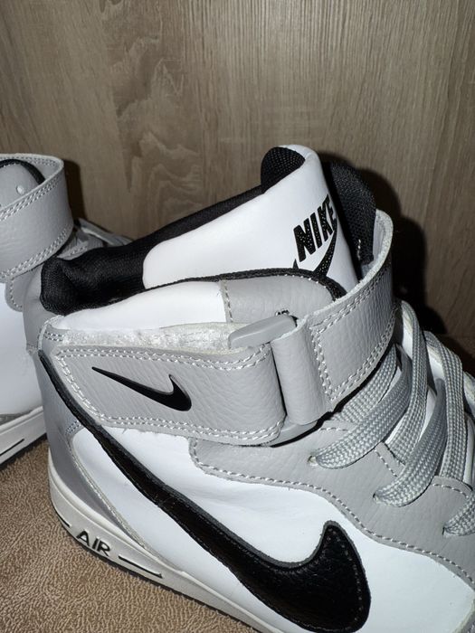 Чоловічі кросівки Nike