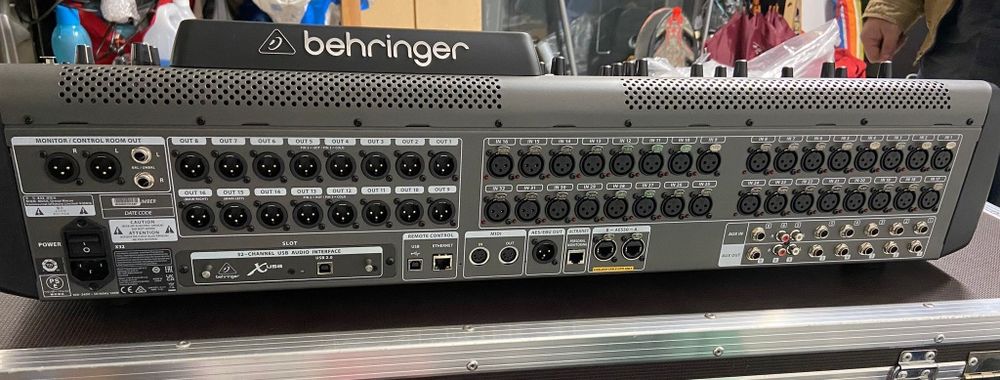 Behringer x32 (Imaculada)