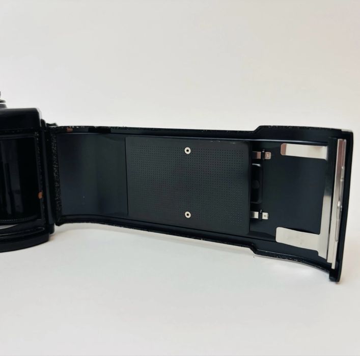 Nikon EM - 35mm Film Camera + Lente Nikon 50mm f1.8