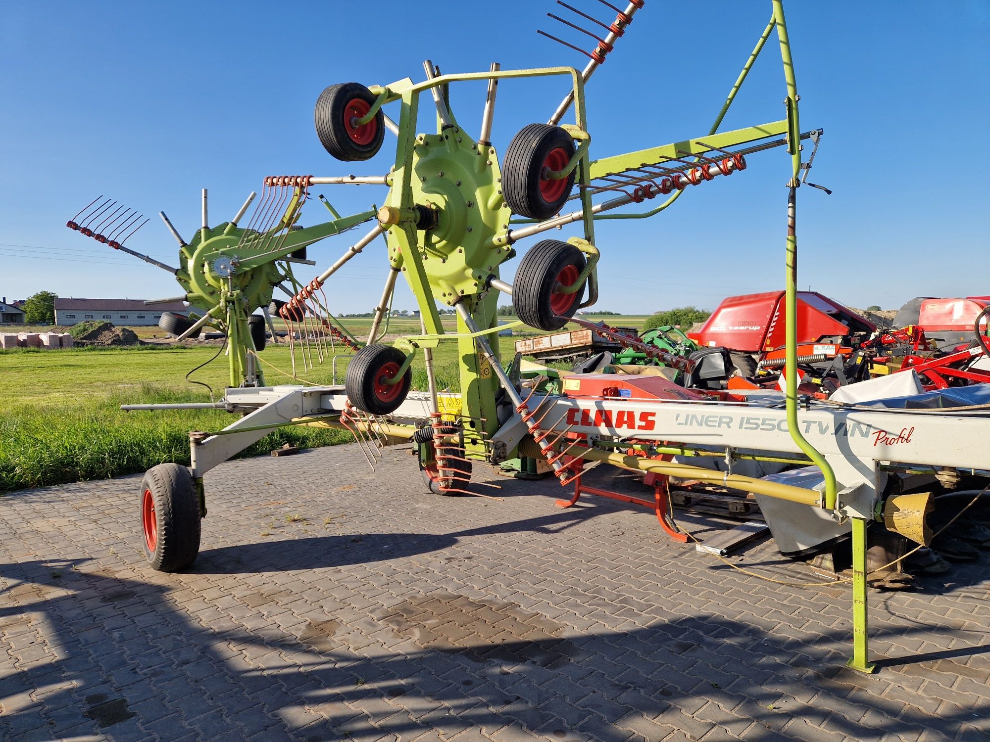 Zgrabiarka krone swadro 710/26T jamnik podwojna