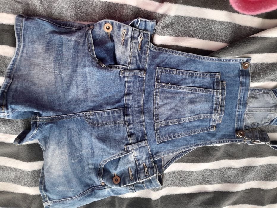 Джинсовий комбінезон