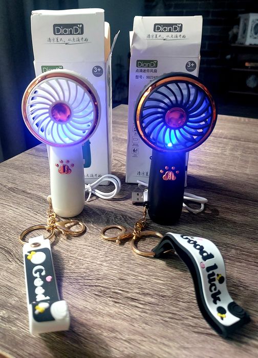 Wentylator, wiatraczek kieszonkowy na usb Nowy DianaDi, zawieszka+brel