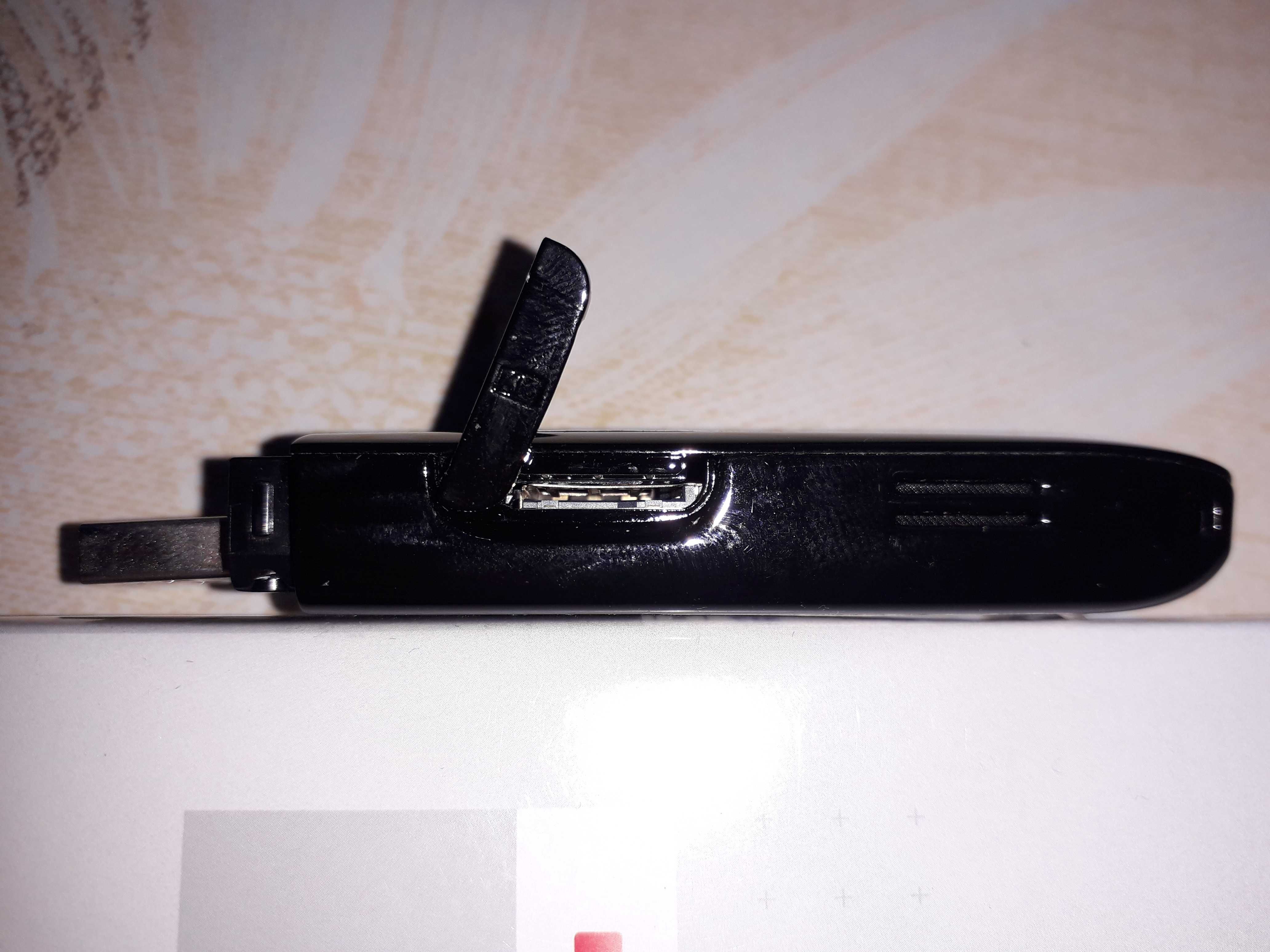Modem USB ZTE MF 636 - uszkodzony, ale do łatwej naprawy