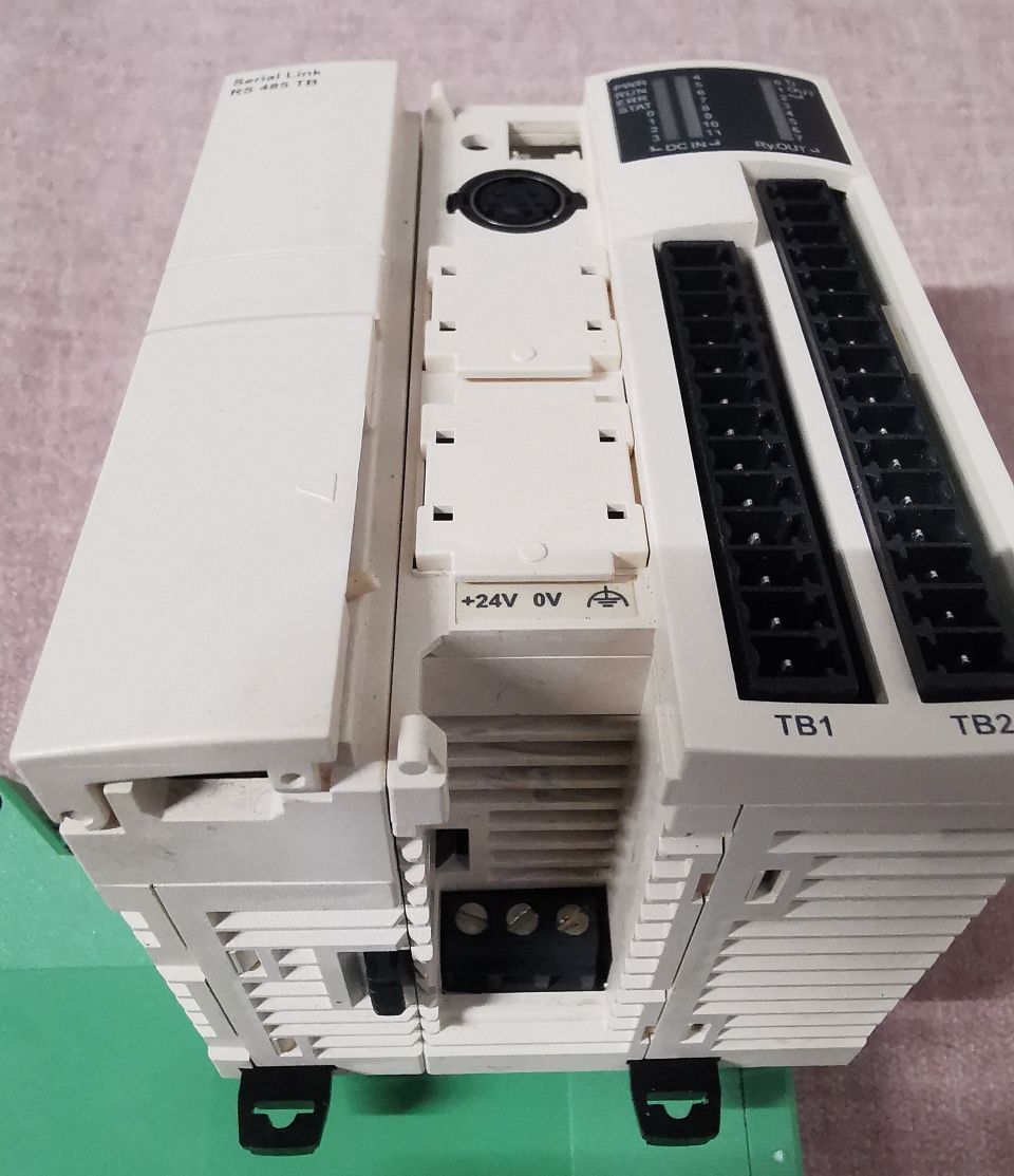 PLC moduł Schneider STEROWNIK TWIDO TWDLMDA20DRT + moduł komunikacyjny