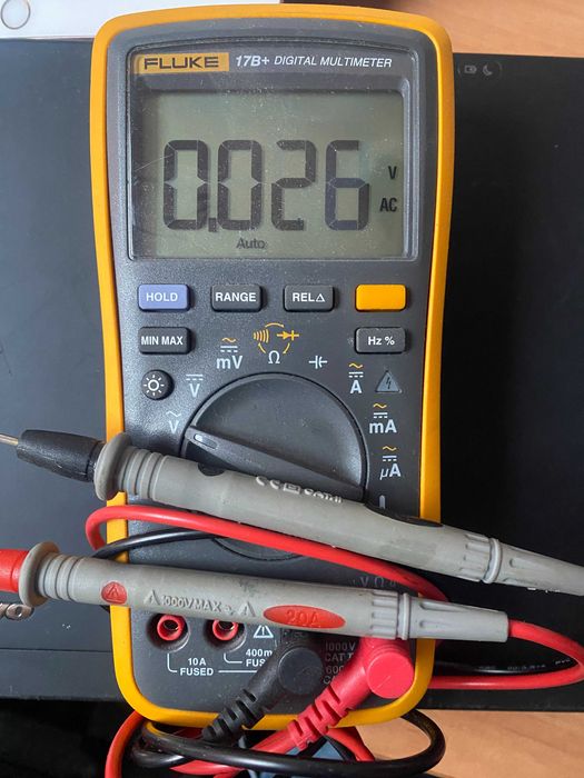 FLUKE-17B+ Multímetro digital