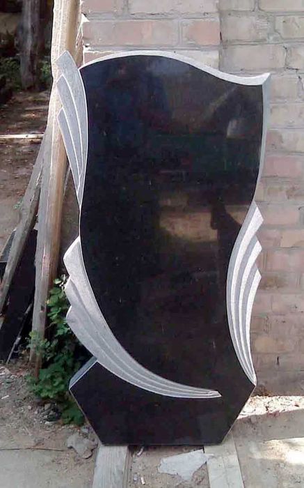 Гранитные памятники доставка, установка, ремонт Бровары и рядом