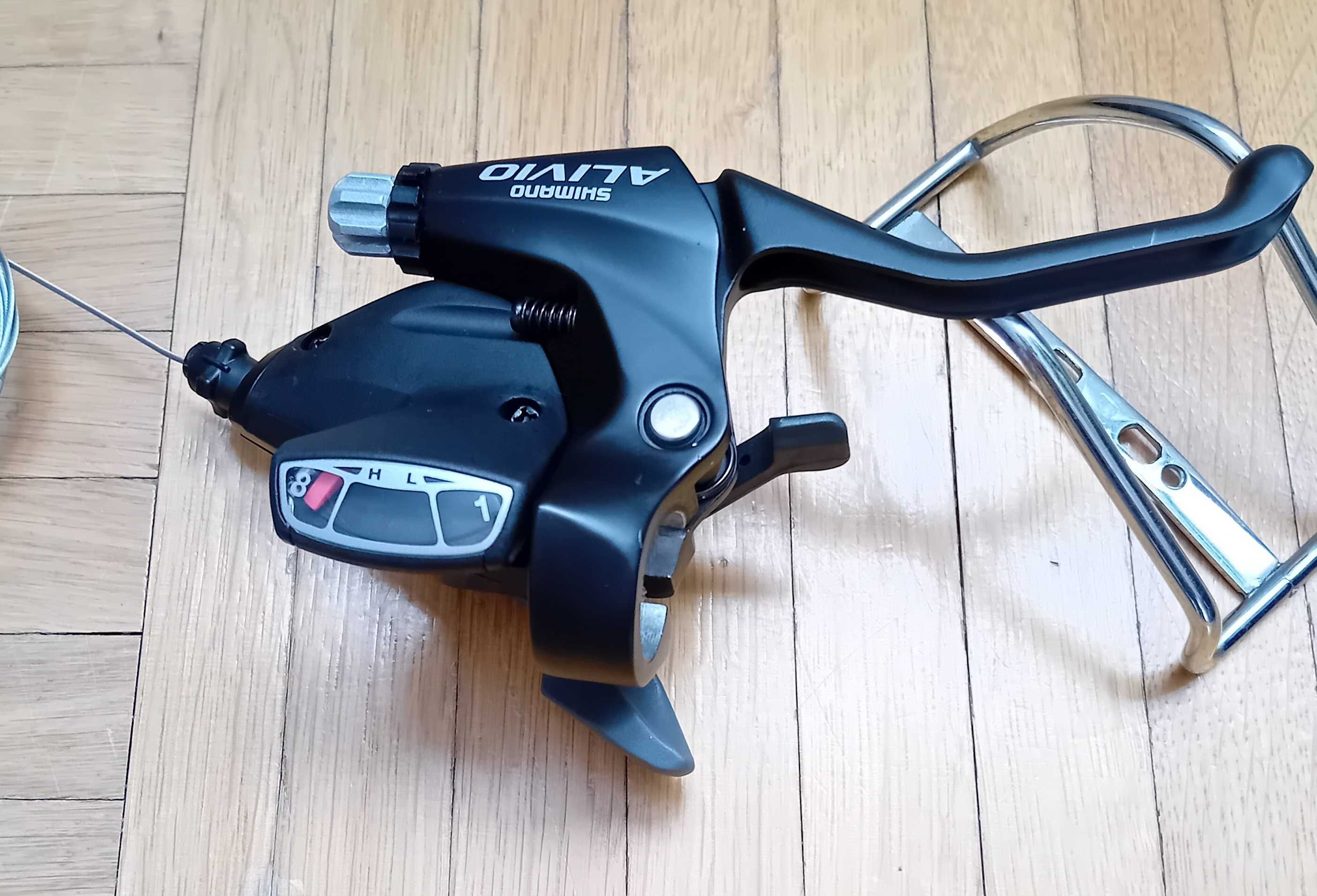 Klamkomanetka Shimano Alivio ST-M410, prawa, 8-biegowa + linka /NOWA/.
