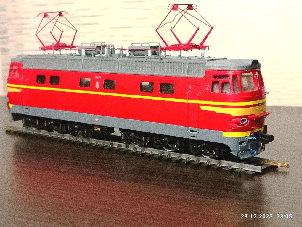 Модель електровоза ЧС4, масштаб 1:87