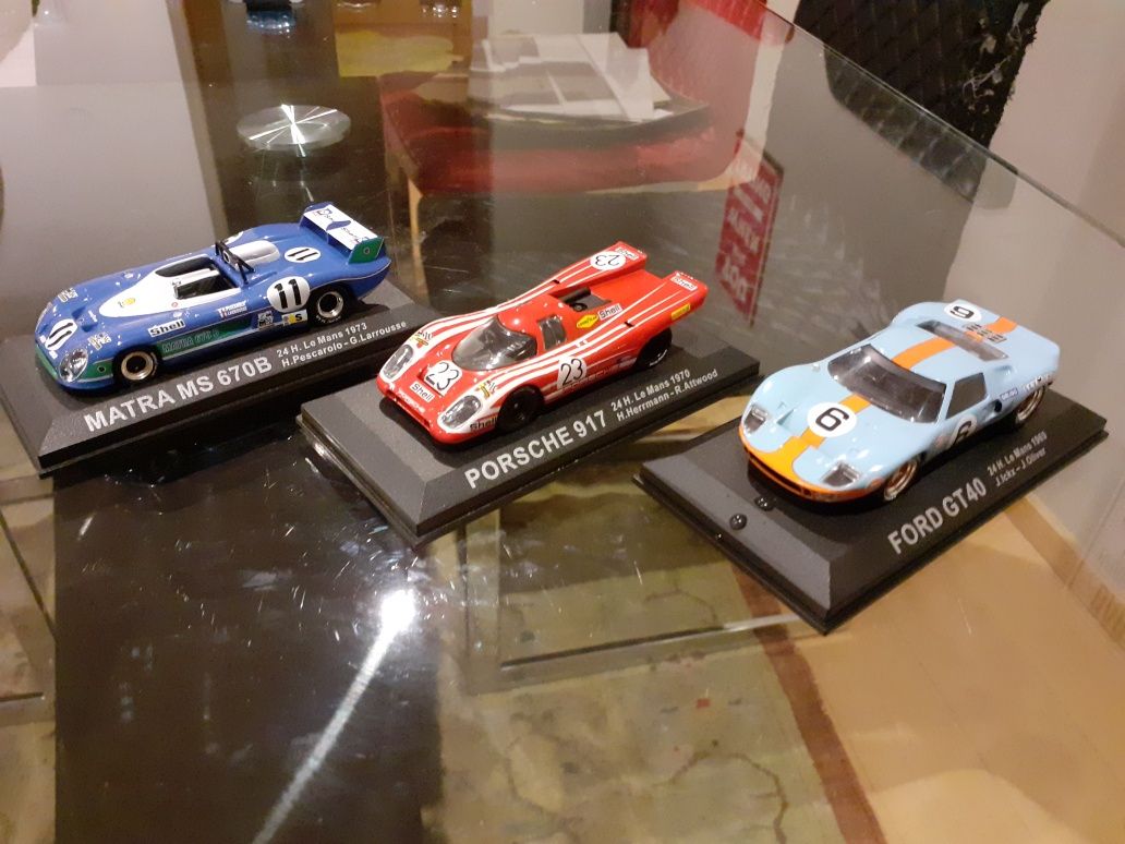 Miniaturas 1/43 - Le Mans, F1 e Indianapolis.