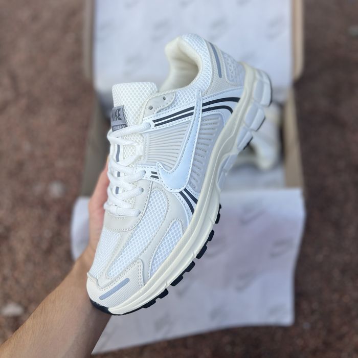 Універсальні кросівки Nike Vomero 5 white чоловічі та жіночі кросівки