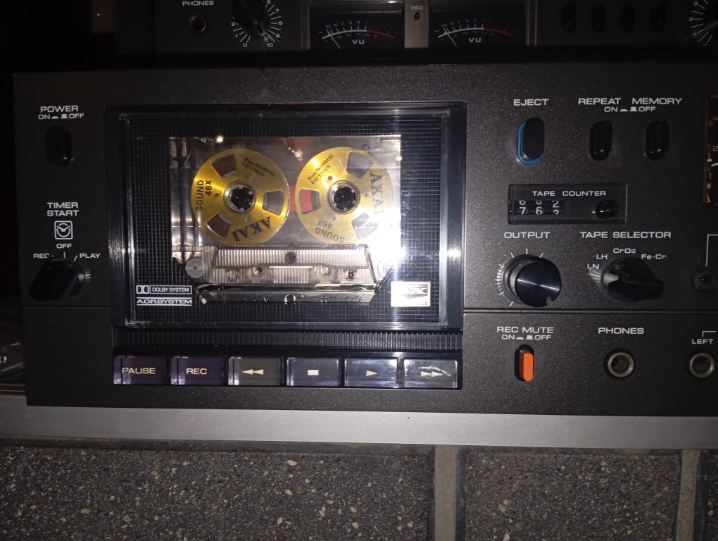 Кассетная дека Akai GXC 715 D
